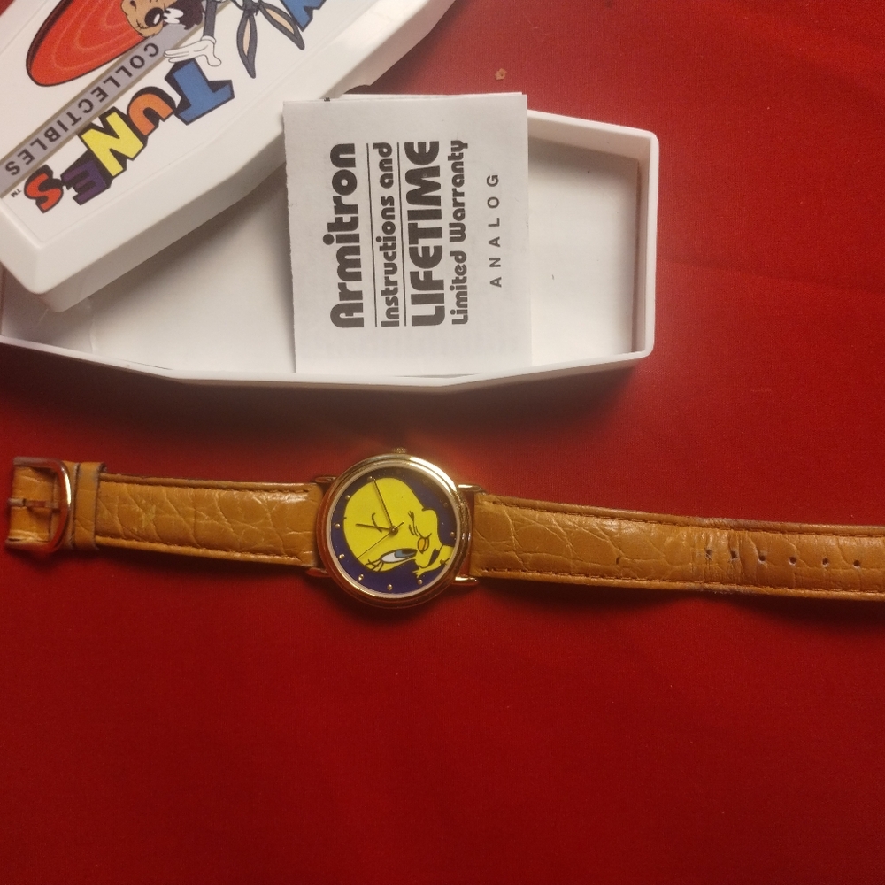 Looney Tunes Tweety Bird Armitron Gold and Tan Watch